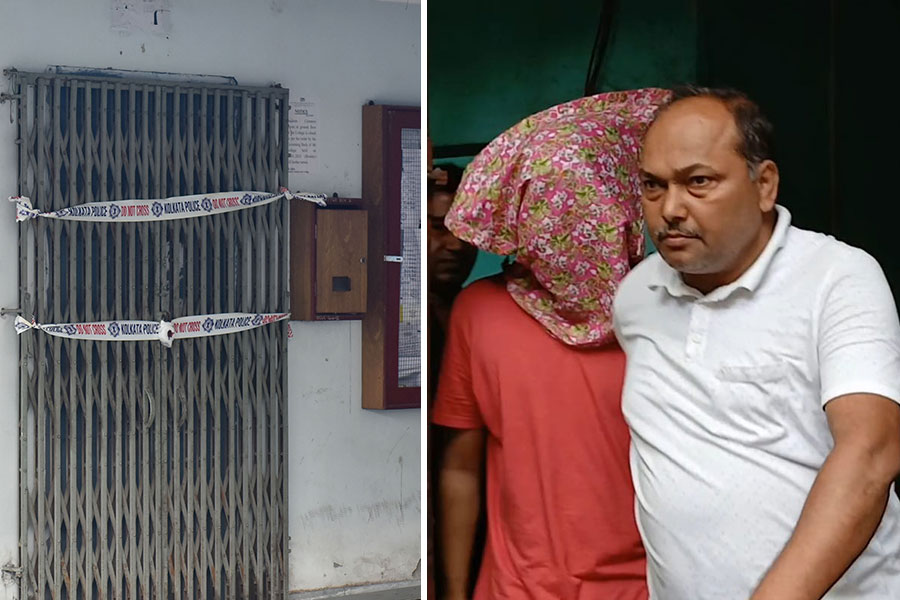গ্রেপ্তারির সন্ধ্যায় ফার্ন রোডে কার সঙ্গে দেখা করেন মনোজিৎ ও জাইব? উত্তর খুঁজছে সিট