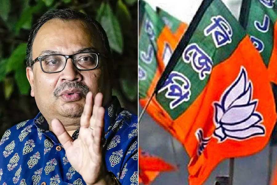 পরীক্ষা দিতে এসে নন্দীগ্রামে ‘আক্রান্ত’ ছাত্রী, এবিভিপিকে কাঠগড়ায় তুলে ‘কন্যা সুরক্ষা’ নিয়ে তোপ তৃণমূলের