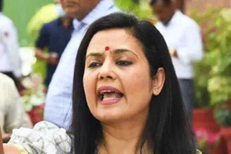 মতুয়াদের বিরুদ্ধে আপত্তিকর মন্তব্যের জের, এবার মহুয়ার বিরুদ্ধে হরিণঘাটা থানায় FIR দায়ের
