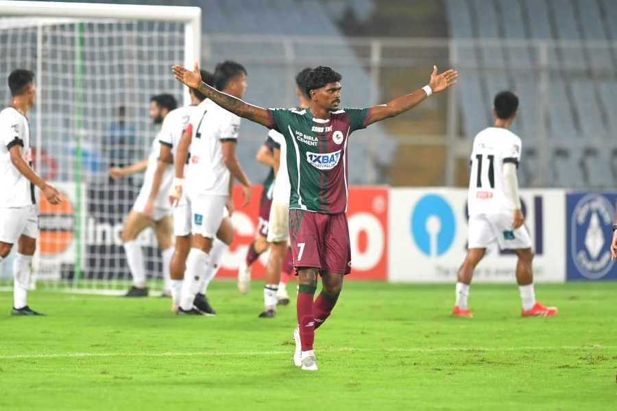 ১০ জনে খেলেও দুরন্ত পারফরম্যান্স, ডার্বি জিতে ডুরান্ড শুরু মোহনবাগানের