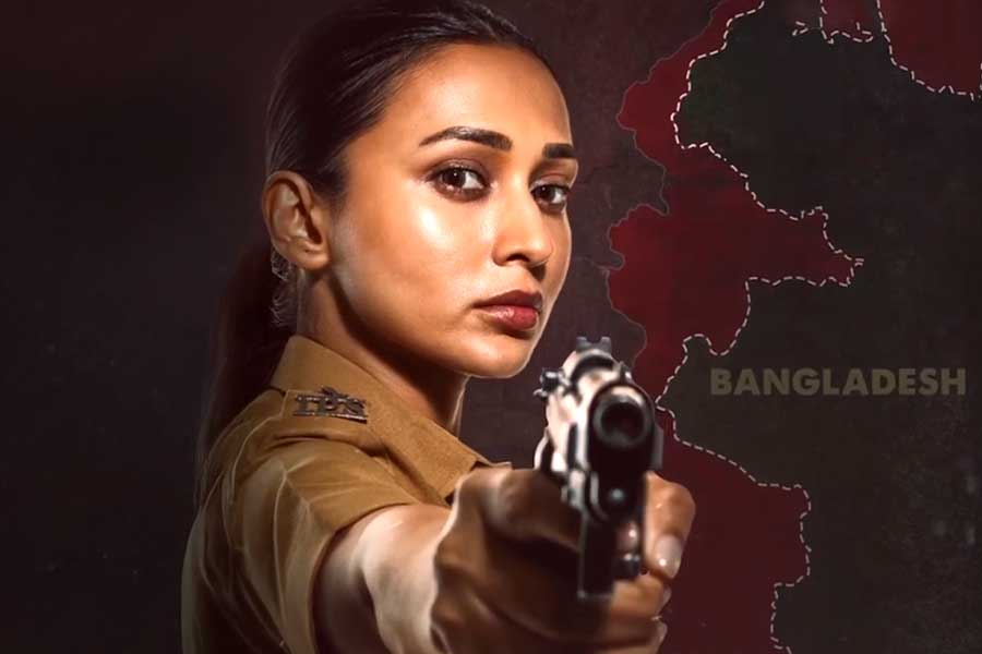 ‘আসছে দেবী যুদ্ধ সাজে’, পুজোয় ‘রক্তবীজ ২’ নিয়ে ফিরছেন ‘সংযুক্তা’ মিমি