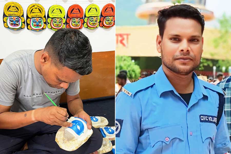দাদাগিরি নয়, ছৌ মুখোশের তুলির টানে অনন্য সিভিক পুরুলিয়ার ললিত