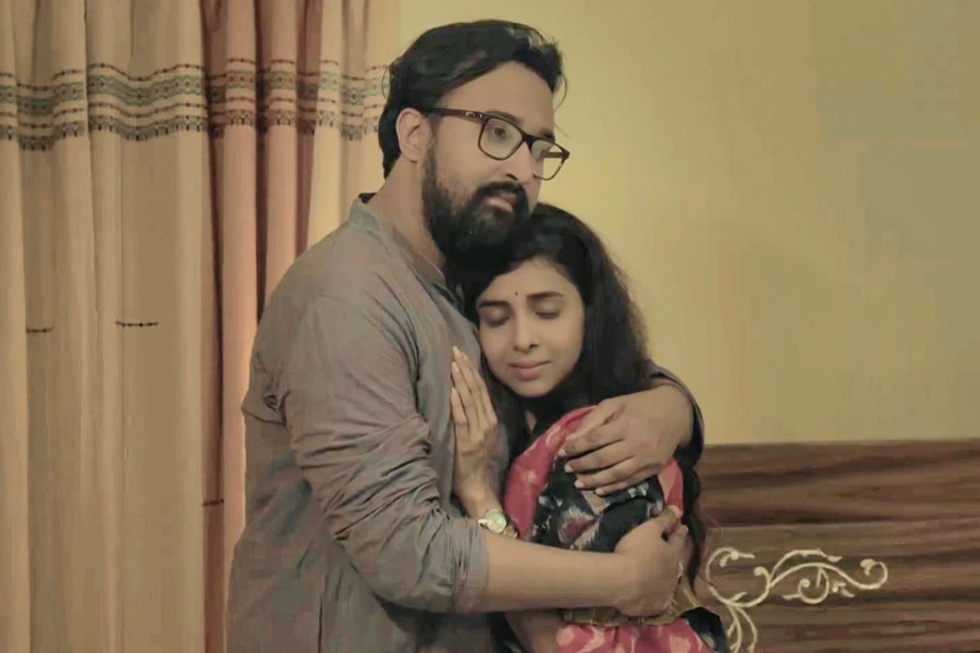 কোভিডের পর থেকে জীবন বিপন্ন, নতুন ছবিতে কোন যন্ত্রণার কথা তুলে ধরবেন সব্যসাচী?
