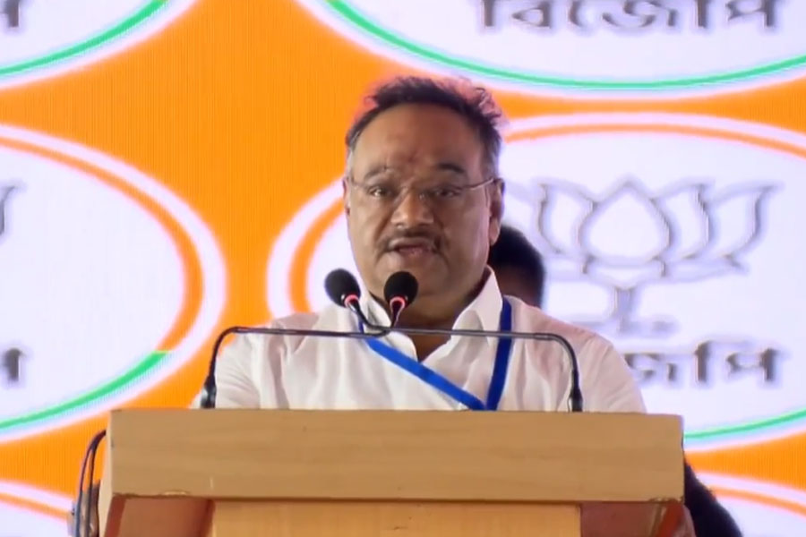 বাঙালি হওয়া হচ্ছে না বিজেপির! উত্তর কলকাতা জেলা কমিটিতে সিংহভাগই অবাঙালি