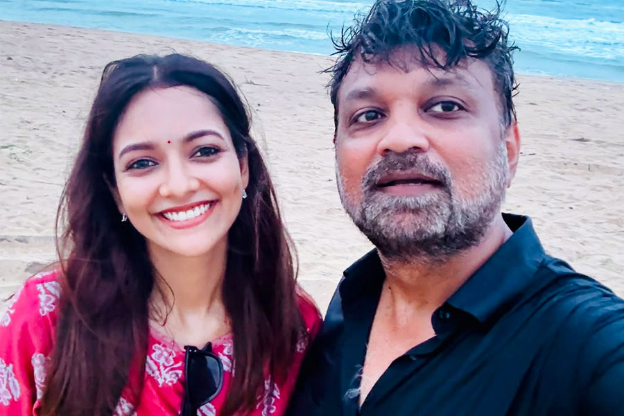 সৃজিত-সুস্মিতার প্রেমের গুঞ্জনে উত্তাল টলিউড! কী বলছেন পরিচালক?