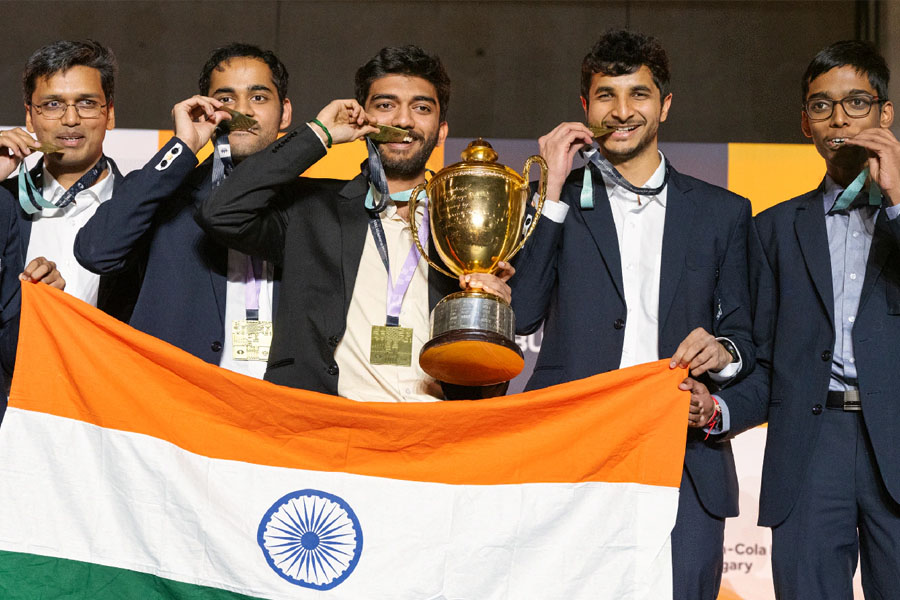 পরিবারকে অপমান! ‘সোশাল মিডিয়ার ডাক্তারে’র বিরুদ্ধে ফুঁসে উঠলেন ভারতের তারকা দাবাড়ু