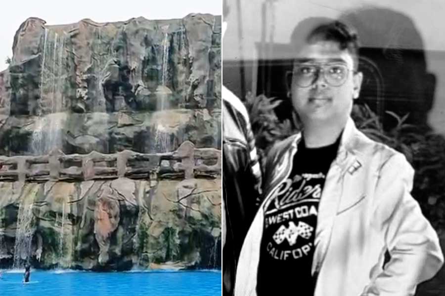 বন্ধুদের সঙ্গে স্নানে নেমে আচমকাই সংজ্ঞাহীন, রহস্যমৃত্যু ছাত্রের