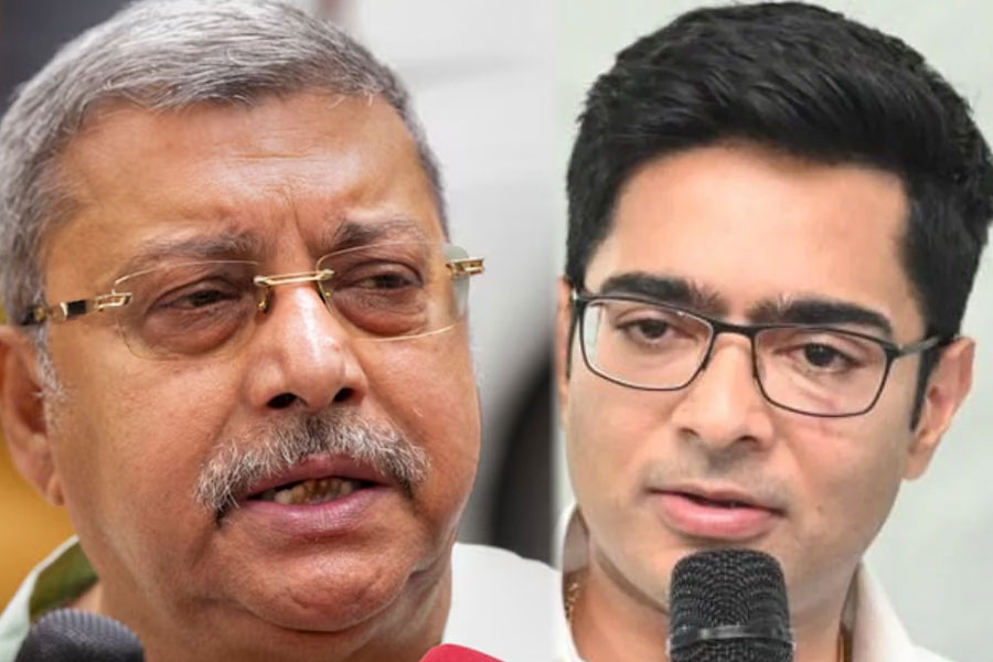 অভিমানী কল্যাণের মান ভাঙাতে ফোন অভিষেকের, ৭ আগস্ট বৈঠক