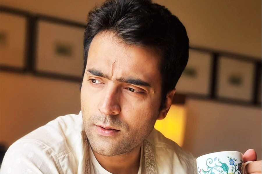 টলিউড ক্ষমতাবানদের হাতের পুতুল! কী জানালেন আবির?