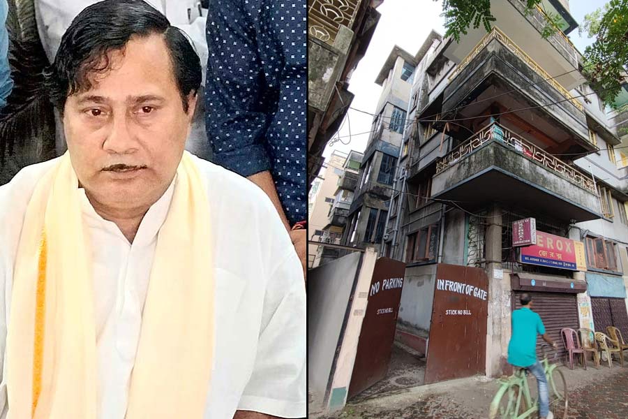 বেলেঘাটাতেও বিভাসের নকল থানা! দুর্নীতির শিকড়ের খোঁজে মরিয়া তদন্তকারীরা