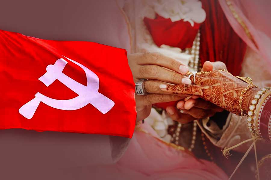 ভিনজাতে বিয়েতে বাধা? মুশকিল আসান করতে তামিলভূমে দলের সব পার্টি অফিস খুলে দিচ্ছে সিপিএম