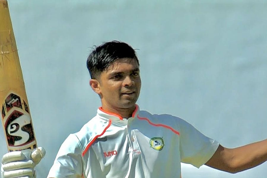অভিষেকেই দ্বিশতরান, দলীপ ট্রফিতে সেন্ট্রাল জোনের হয়ে ইতিহাস তরুণ তুর্কির