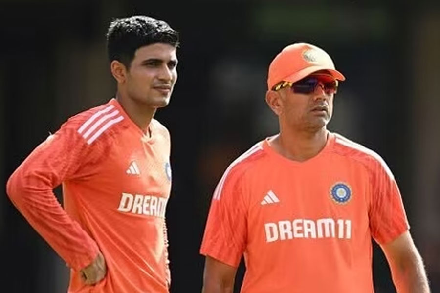 প্রথম সাক্ষাতেই বুঝেছিলেন গিলের প্রতিভা? ভারতের টেস্ট অধিনায়কের গোপন কাহিনি ফাঁস দ্রাবিড়ের