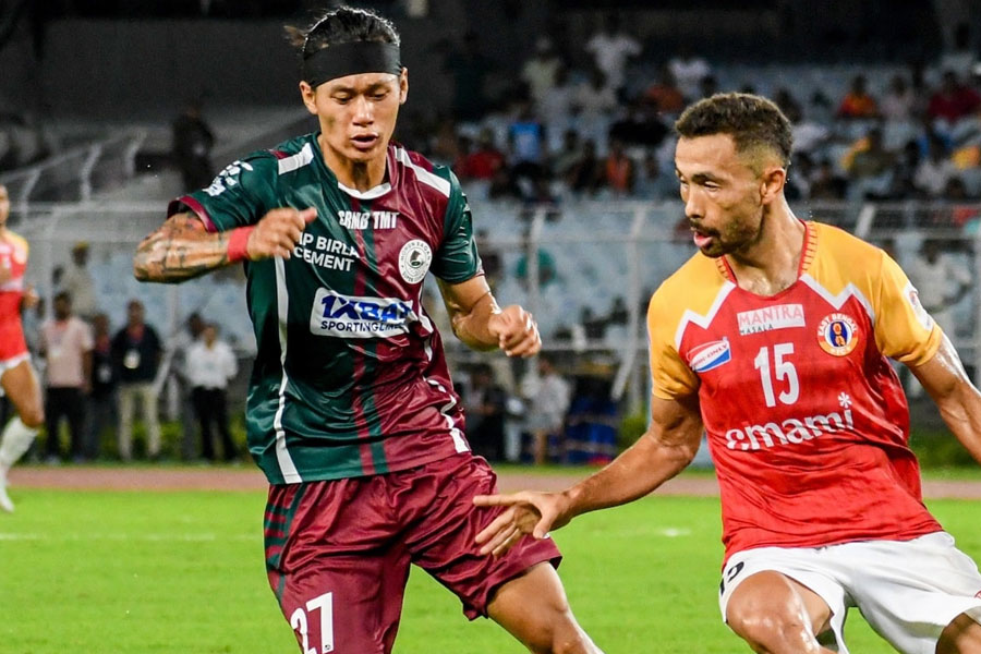 নজরে এসিএল ২, জাতীয় শিবিরে প্লেয়ার ছাড়তে নারাজ মোহনবাগান! ডুরান্ডের জন্য একই পথে ইস্টবেঙ্গল?