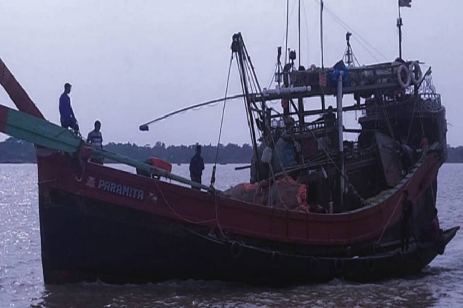 ফের বাংলাদেশ জলসীমায় আটক কাকদ্বীপের ট্রলার, ‘বন্দি’ ১৪ মৎস্যজীবী