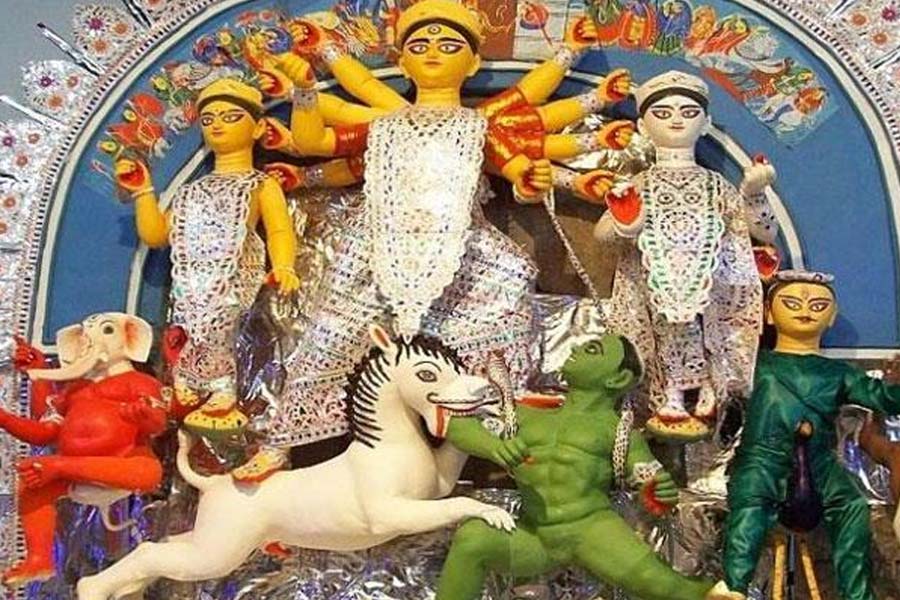 পরাধীন ভারতবর্ষে দেবীর বাহন ছিল ঘোটকমুখী সিংহ, অবাক করে নেপথ্যে কাহিনি