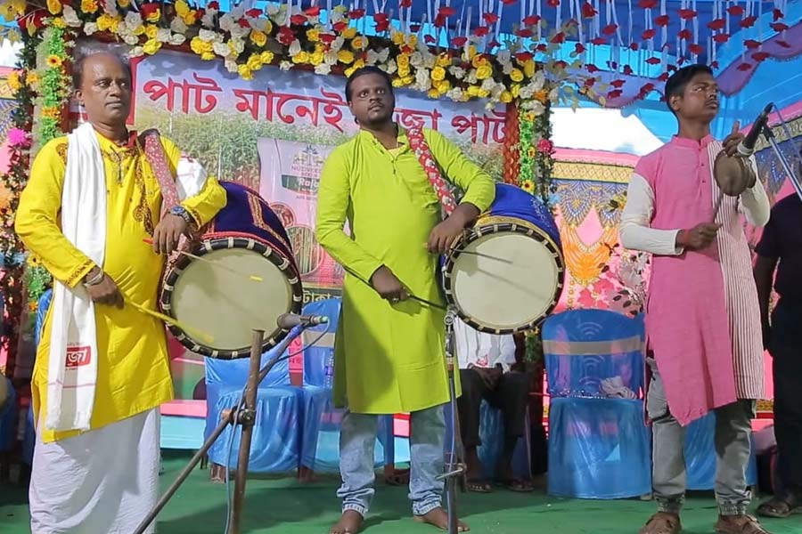 কৃষকদের মুখে হাসি ফুটিয়েছে রাজা পাট, সাফল্য প্রচারে ঢাকে বোল পদ্মশ্রী গোকুল ঢাকির