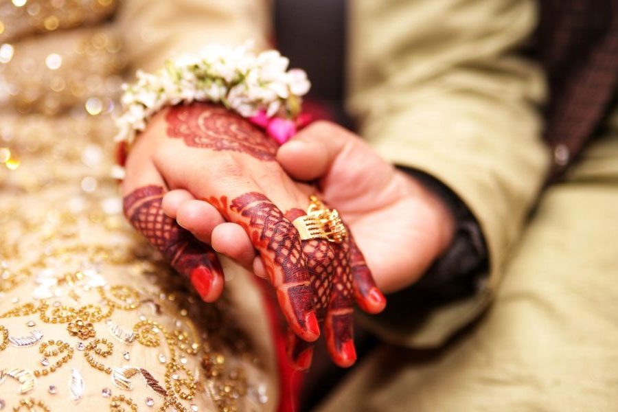 দাম্পত্যের এই ৫ গোপন কথা বন্ধুবৃত্তে ফাঁস করেননি তো? তাহলেই বিপদ!