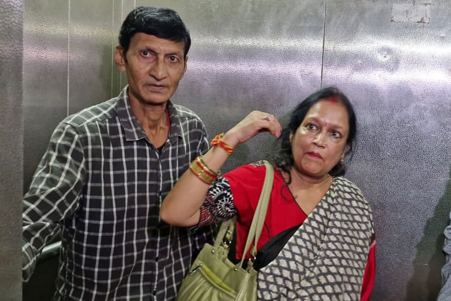 ‘স্বামীর ৪০ বছরের ব্যবসা, দুর্নীতির টাকা নেই’, ইডি জেরার আগে দাবি জীবনকৃষ্ণের পিসির