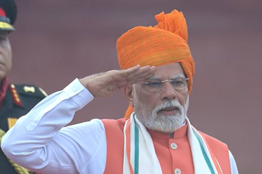 ‘রক্ত আর জল একসঙ্গে বইতে পারে না’, লালকেল্লা থেকে সিন্ধু চুক্তি নিয়ে পাকিস্তানকে কড়া বার্তা প্রধানমন্ত্রীর