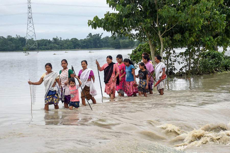উত্তরবঙ্গের ৫ জেলায় অতি ভারী বৃষ্টির সতর্কতা, কেমন থাকবে কলকাতার আবহাওয়া?
