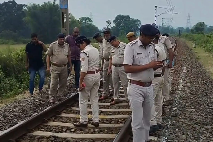 প্রেমের সম্পর্ক বদলে গিয়েছিল শত্রুতায়! বাঘমুণ্ডির তিন খুনের নেপথ্যে সম্পর্কের টানাপোড়েন?