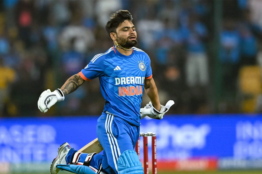 এশিয়া কাপের দলে নিশ্চিত নন, নির্বাচকদের কঠোর সিদ্ধান্তের মুখে রিঙ্কু!