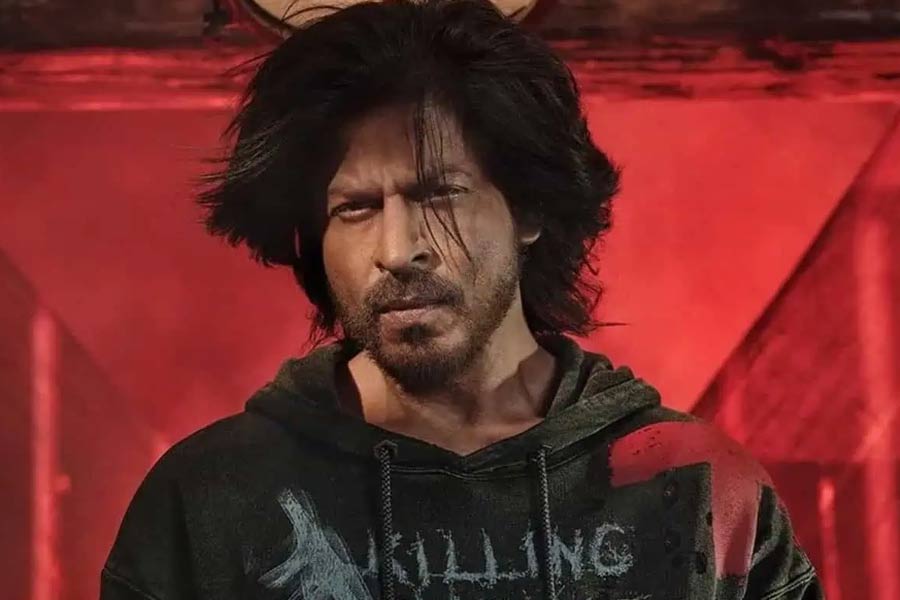 ‘কিং’ নিয়ে হাজার সওয়াল, ‘কিং খানে’র রসিক জবাবে কাত অনুরাগীরা!