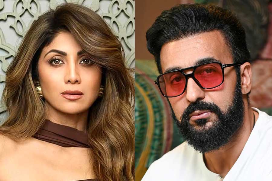 রাতবিরেতে শিল্পা শেট্টির বাড়িতে আয়কর হানা! চরম আইনি বিপাকে অভিনেত্রী