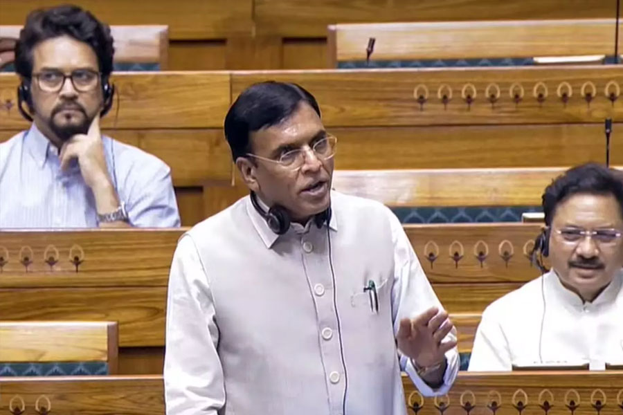 লোকসভায় পাশ জাতীয় ক্রীড়া বিল, কোন পথে কী বদল? জানালেন ক্রীড়ামন্ত্রী মাণ্ডব্য
