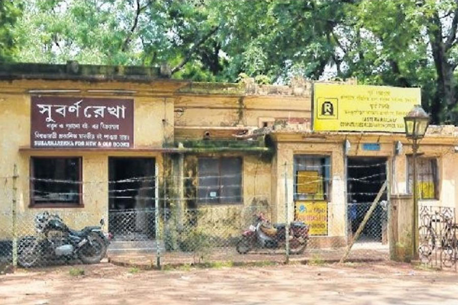 ‘সুবর্ণরেখা’-র তীরে