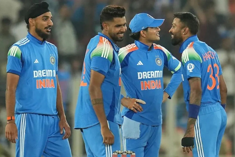 নামেই স্ট্যান্ডবাই! এশিয়া কাপের আগে পাঁচ তারকাকে নিয়ে বড় সিদ্ধান্ত বিসিসিআইয়ের 