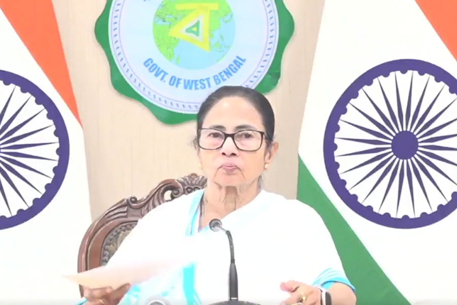 টানা বৃষ্টিতে বিপর্যস্ত পাহাড়! সোমবারই উত্তরবঙ্গ যাচ্ছেন মুখ্যমন্ত্রী