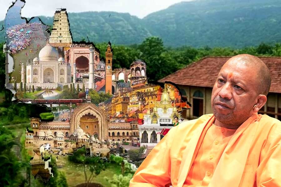 তৈরি হচ্ছে ‘তিলক প্রবেশদ্বার’, পর্যটকদের জন্য আরও আকর্ষণীয় হয়ে উঠছে অযোধ্যা