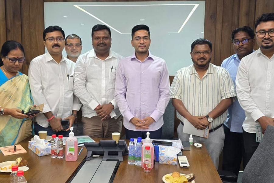 পাঁচটি আসনই জিততে হবে, আলিপুরদুয়ারের নেতৃত্বকে টার্গেট বেঁধে দিলেন অভিষেক