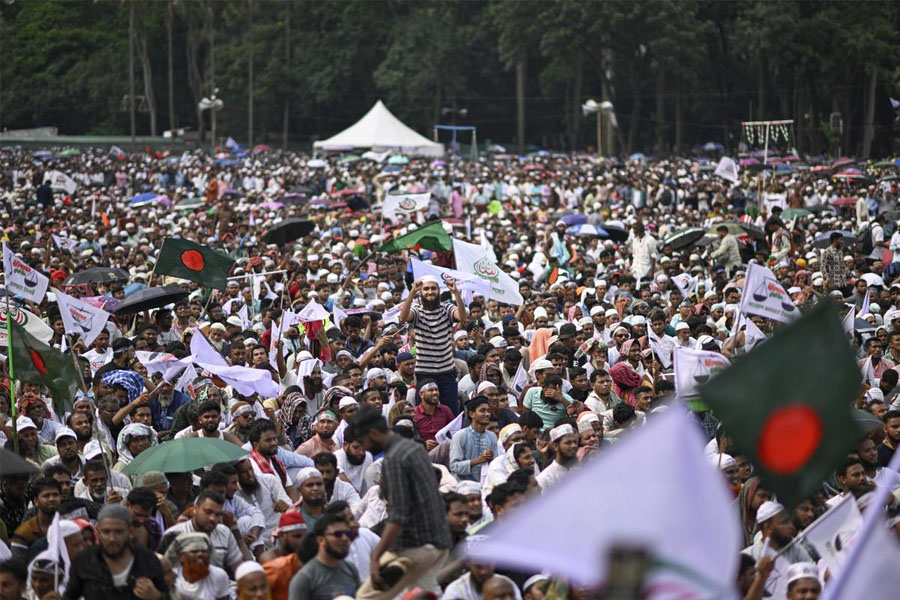 বাংলাদেশে দ্রুত নির্বাচন আটকাতে শর্তারোপ জামাত-এনসিপির! বাড়ছে আশঙ্কা