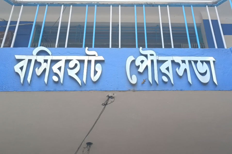২৬ মৃতের নাম ভোটার তালিকায়! ভূতুড়ে ভোটার নিয়ে বিতর্ক বসিরহাটে