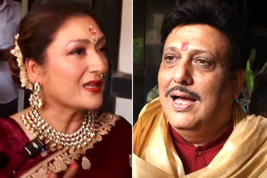 ‘ডিভোর্সের তামাশা দেখতে এসেছেন?’, গণেশ পুজোর আসরে চিৎকার সুনীতার, স্ত্রীর কাণ্ডে হতভম্ব গোবিন্দা!