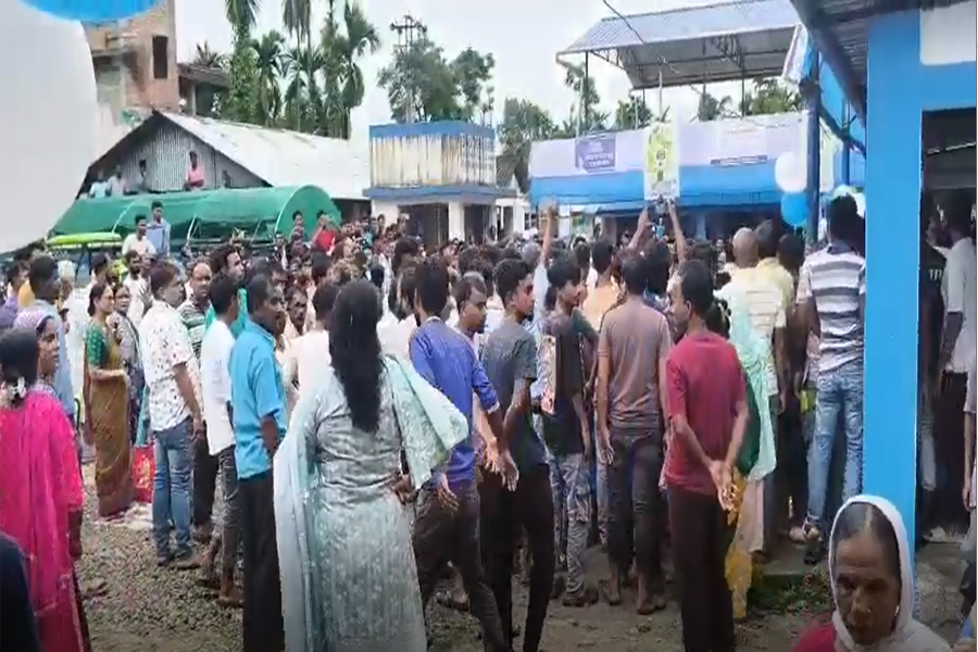 ‘আমাদের পাড়া, আমাদের সমাধান’ ঘিরে অশান্তি মালবাজারে, কাঠগড়ায় সিপিএম পরিচালিত বুথ