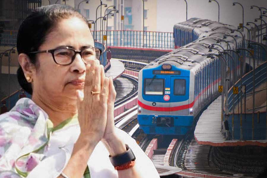‘পরিকল্পনা থেকে ফান্ড সবই আমার’, মেট্রো সম্প্রসারণের দিন আবেগপ্রবণ মমতা