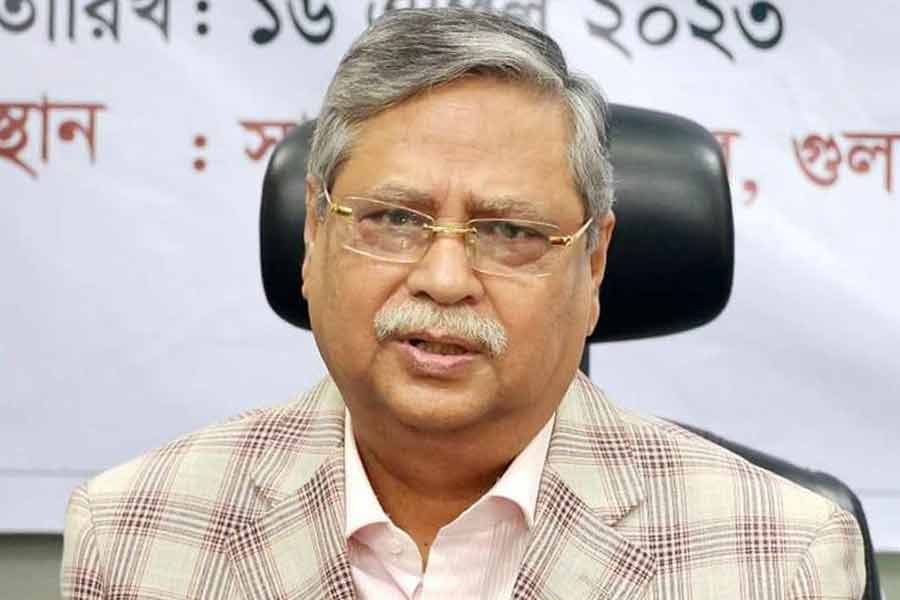 ‘জিরো পোট্রেট’ নীতি বাংলাদেশে, লিখিত নির্দেশ ছাড়াই সমস্ত জায়গা থেকে সরল রাষ্ট্রপতির ছবি