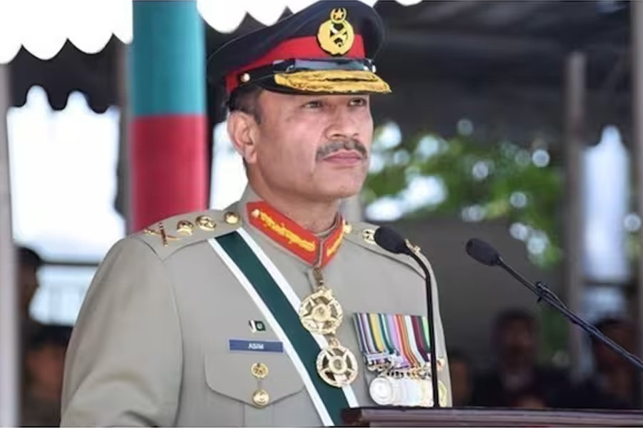 বিশ্বশান্তি নষ্টের ছক, পাক সেনার হাতে পরমাণু অস্ত্রের নিয়ন্ত্রণ! মুনিরের মন্তব্যে ক্ষুব্ধ ভারত
