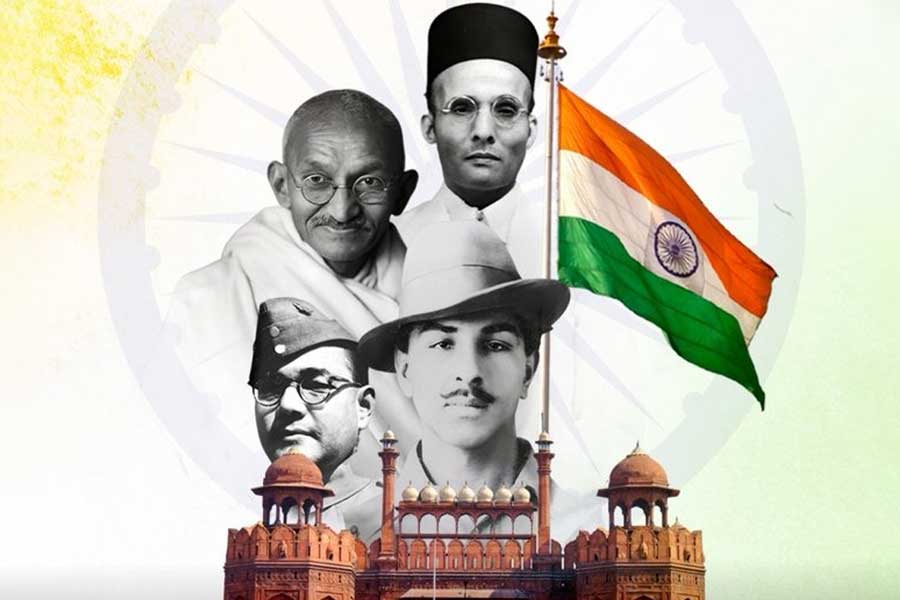 গান্ধী-সুভাষ-ভগৎ সিংয়ের মাথার উপরে সাভারকর! কেন্দ্রের স্বাধীনতা দিবসের পোস্টার নিয়ে বিতর্ক তুঙ্গে
