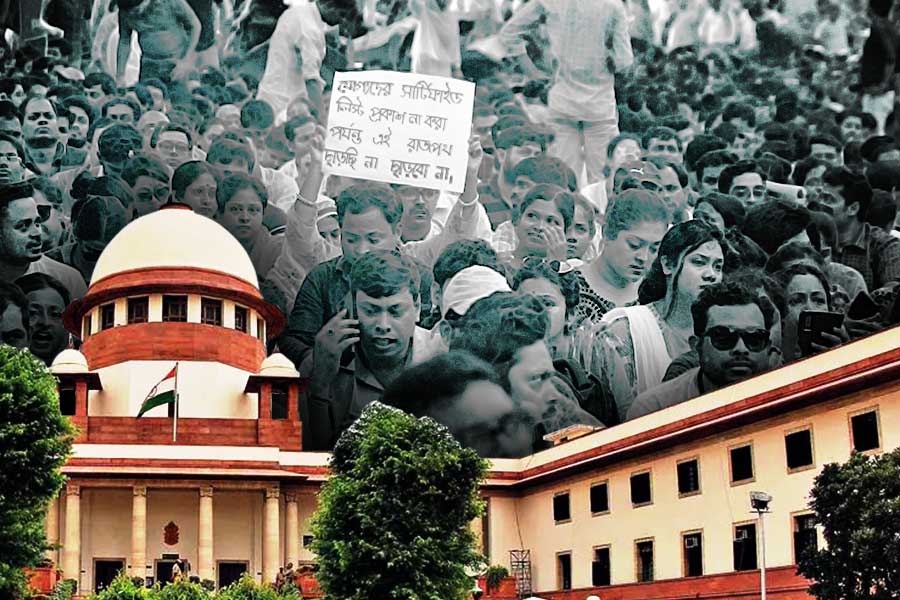 ২৬ হাজার চাকরি বাতিলে রাজ্য-এসএসসির রিভিউ পিটিশন গ্রহণ করল না সুপ্রিম কোর্ট