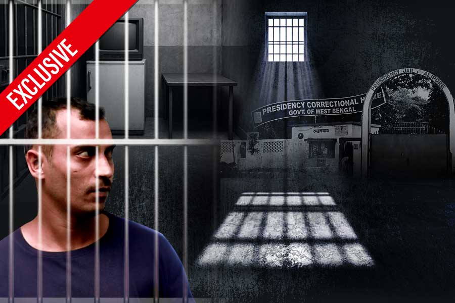 জেলেই কি সর্বেসর্বা, কেমন দিন কাটছে খুনি সঞ্জয়ের?