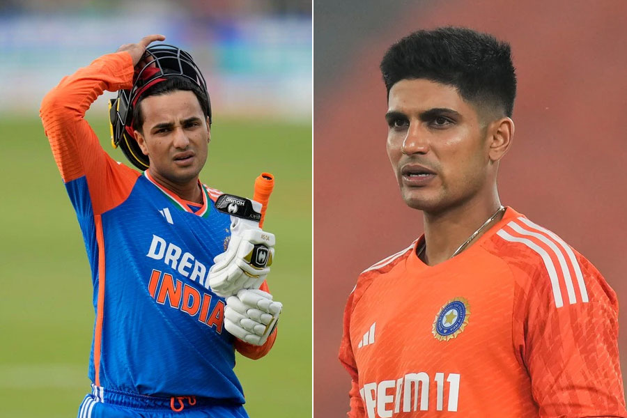 নেটে আনকোরা পেসারের বলে বোল্ড গিল, এশিয়া কাপ অভিযানের আগে ছক্কার বৃষ্টি অভিষেকের
