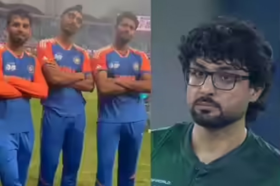 রউফের বিমান নামিয়েছিলেন বুমরাহ, এবার আবরারকে বাড়ির ‘রাস্তা দেখালেন’ তিন ভারতীয় তারকা