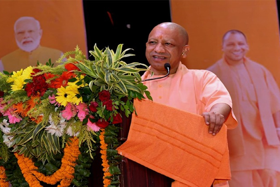 ২০৪৭ সালের মধ্যেই হবে বিকশিত উত্তরপ্রদেশ! ৩ লক্ষ নাগরিকের পরামর্শ যোগীকে