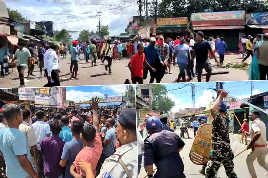 পথ দুর্ঘটনায় মৃত্যু ঘিরে ১৬ ঘণ্টা পথ অবরোধে তীব্র যানজট! লাঠিচার্জ করে বিক্ষোভকারীদের হটাল পুলিশ