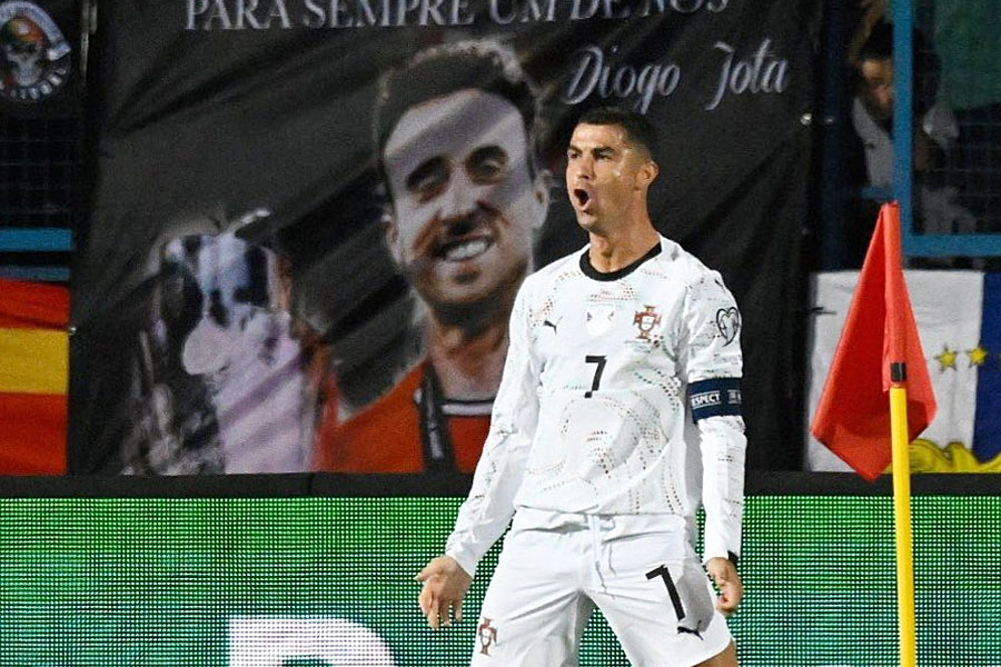 লাল কার্ডের নিষেধাজ্ঞা উঠল রোনাল্ডোর, বিশ্বকাপের শুরু থেকে খেলাতেই কি ‘ছাড়’ ফিফার?